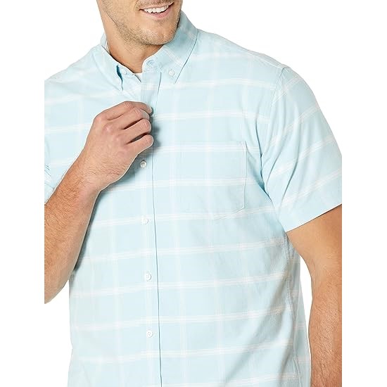 Men Regular Fit Short Sleeve Pocket Oxford Shirt