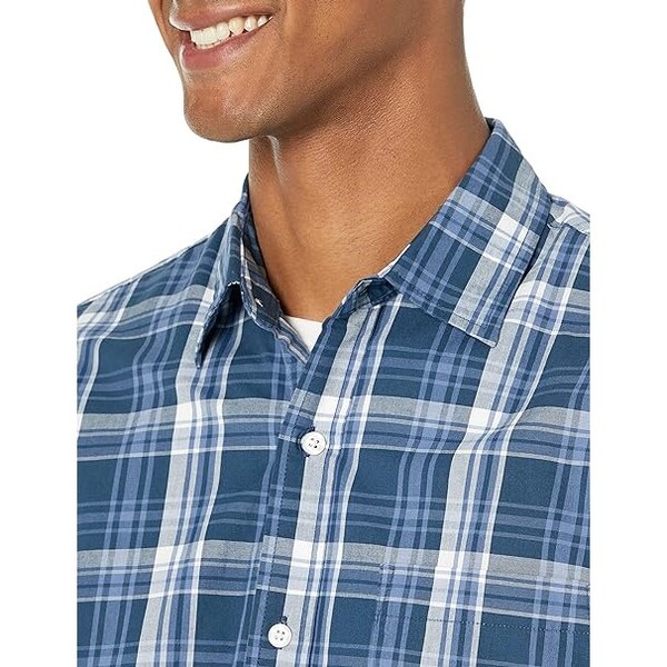 Essentials Men Regular Fit Short Sleeve Poplin Shirt